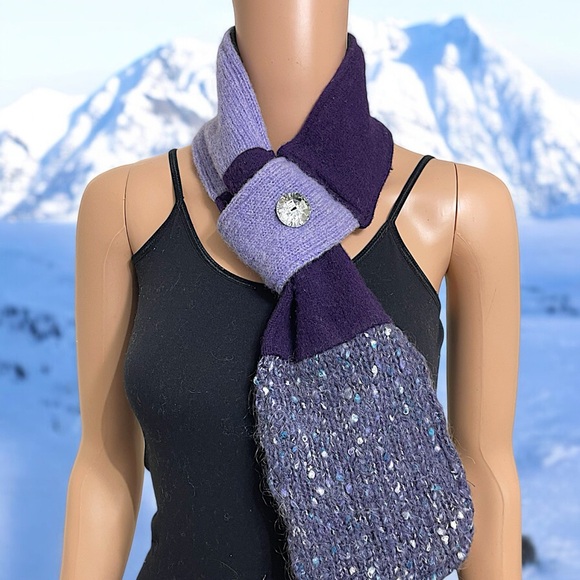 New Minfly Creations Purple Pocketed Scarf - Picture 6 of 16